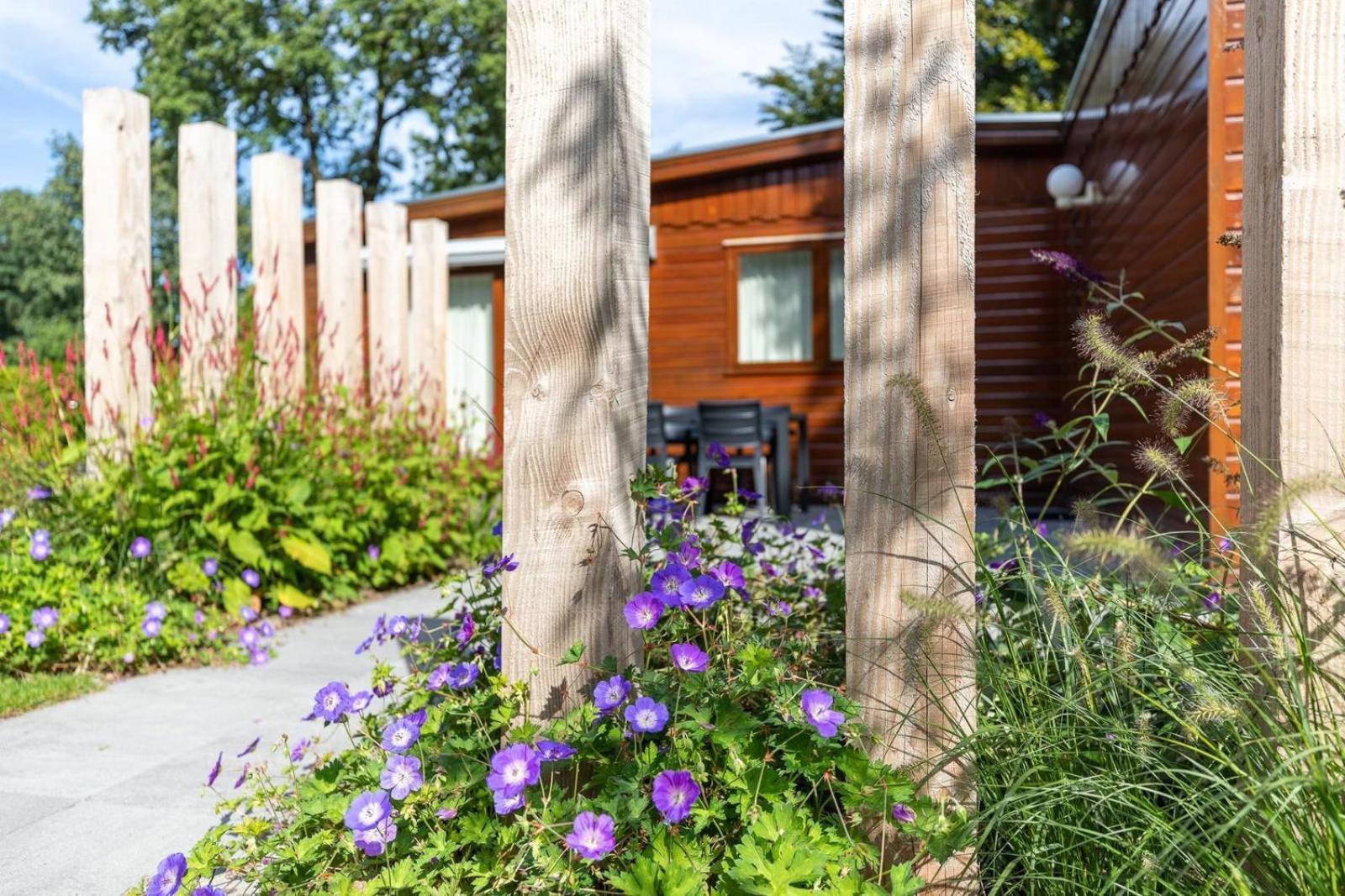 Bungalowpark Het Verscholen Dorp 하르데르웨이크 외부 사진