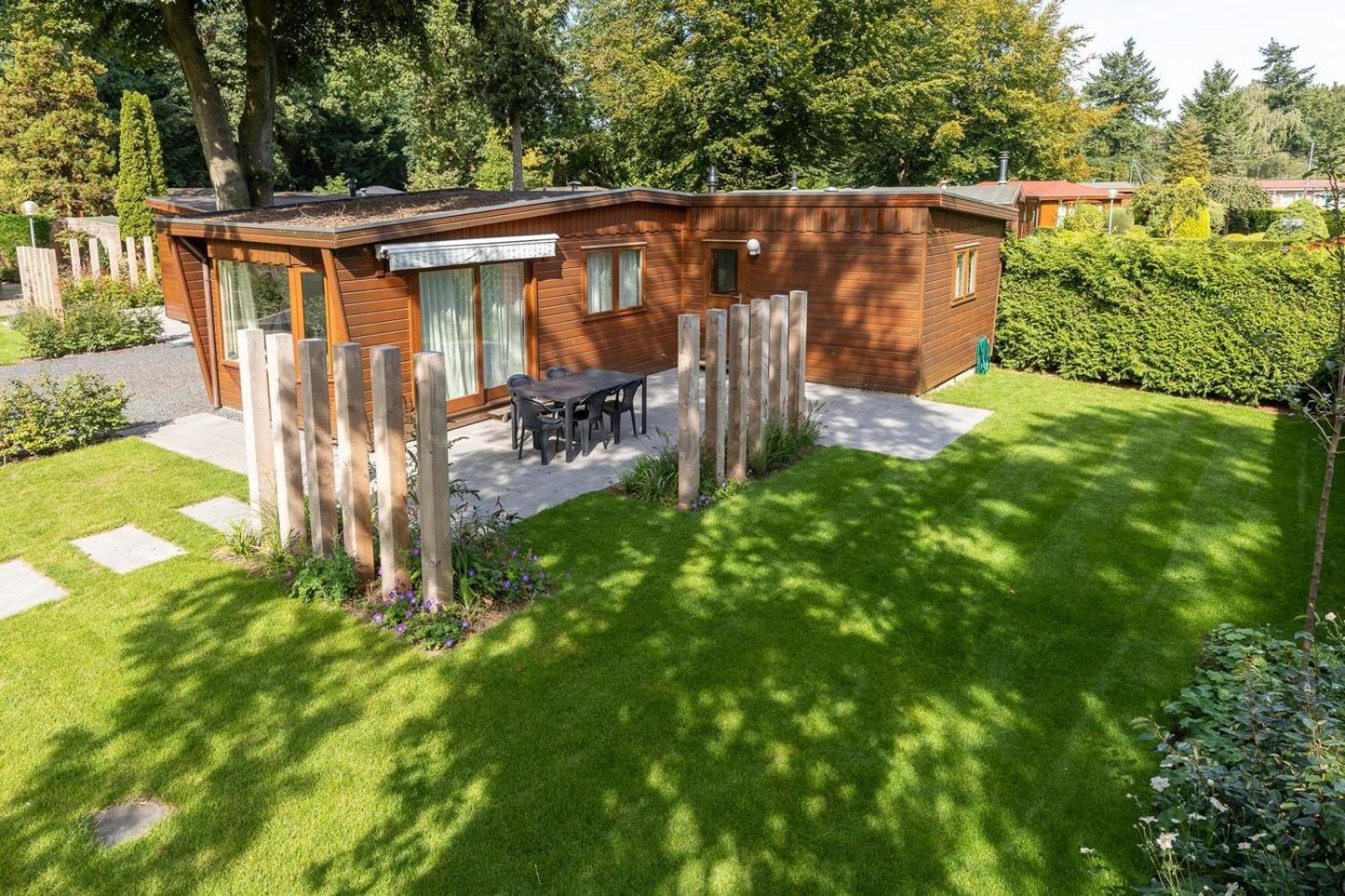 Bungalowpark Het Verscholen Dorp 하르데르웨이크 외부 사진