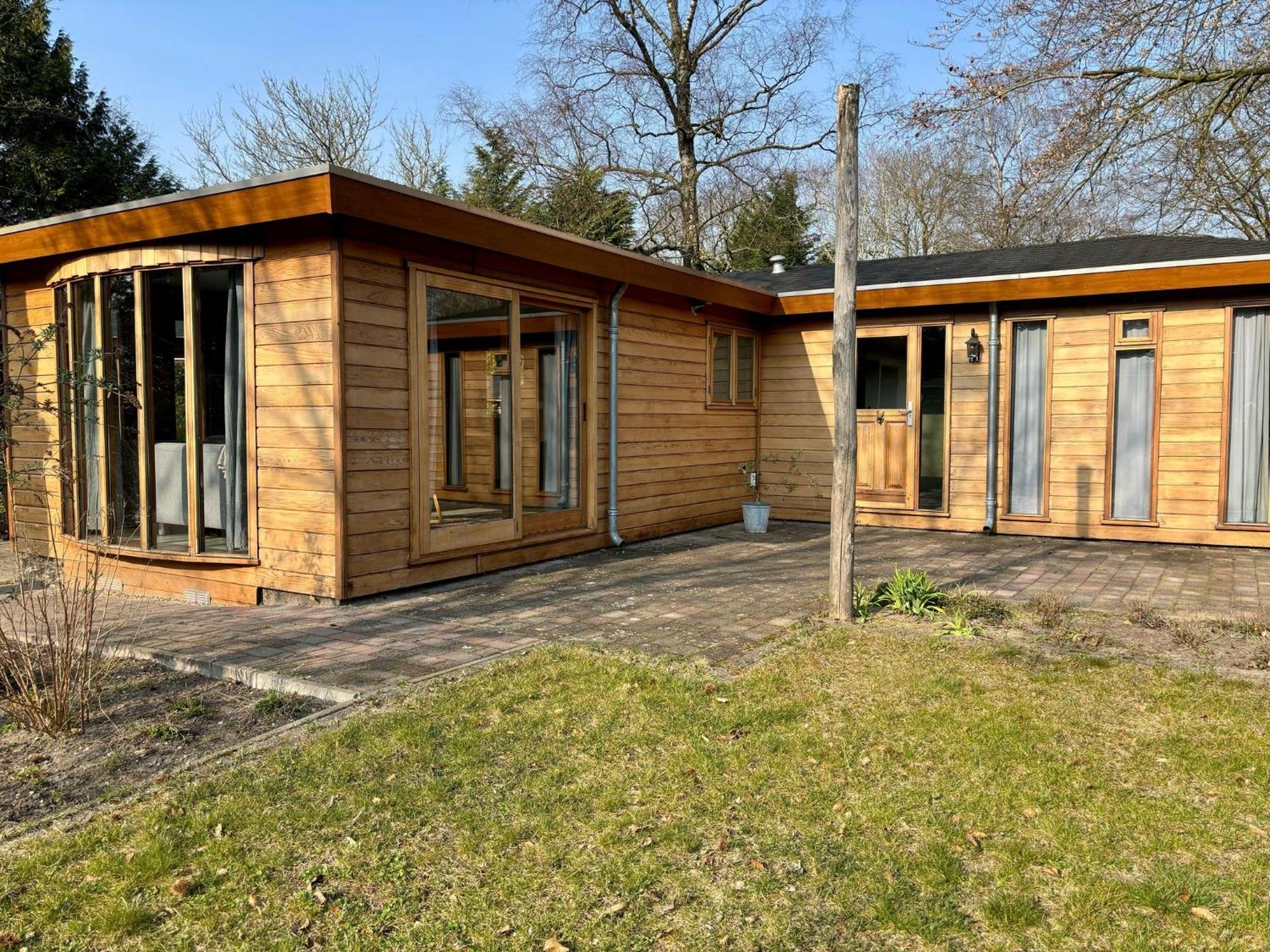 Bungalowpark Het Verscholen Dorp 하르데르웨이크 외부 사진